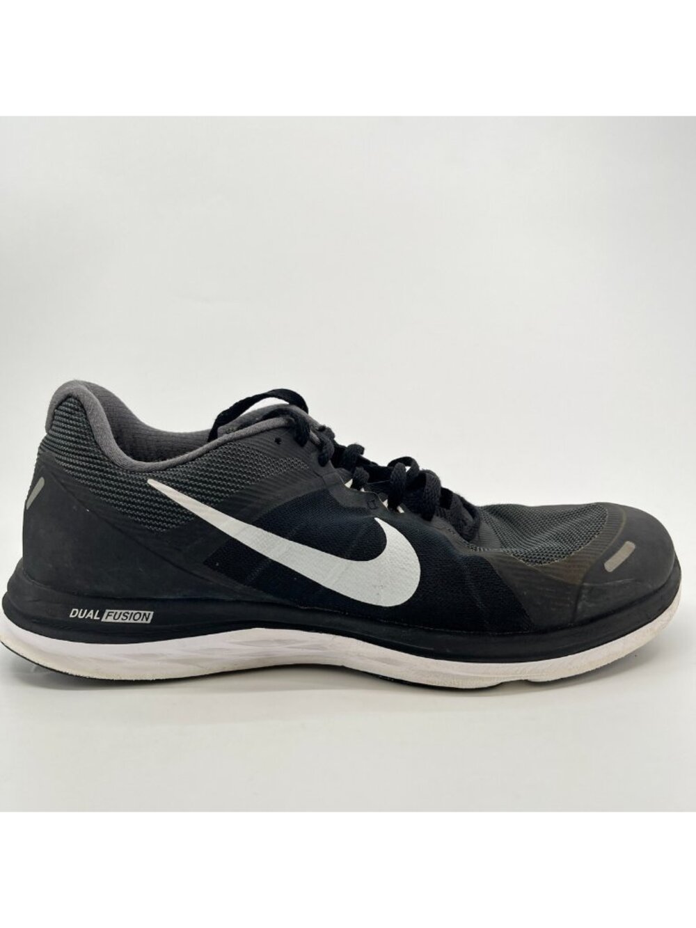 Nike Dual Fusion X 2 Mens Size 8.5 Black Gray Running Walking Shoes Sneakers